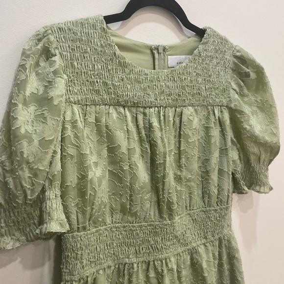 Adelyn Rae Chiffon Smocked Mini Dress puff Sleeve Babydoll Green Medium - Picture 4 of 15